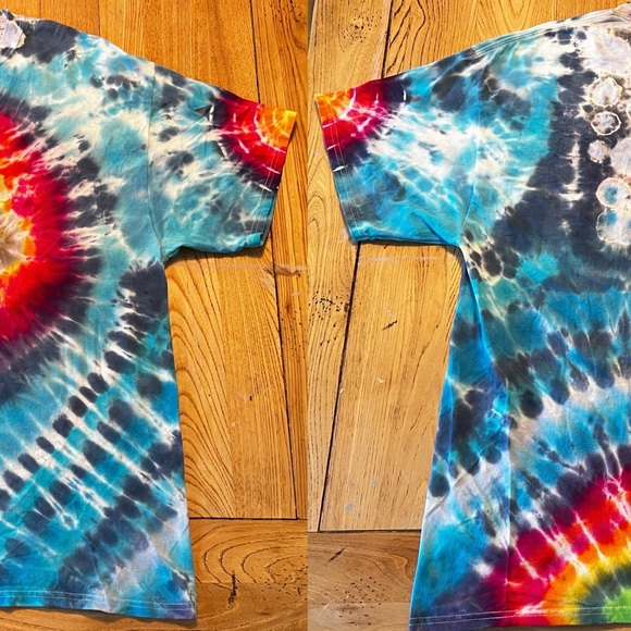 Custom tie dye on XL Port & Company short sleeve shirt with mushroom design - Picture 5 of 5
